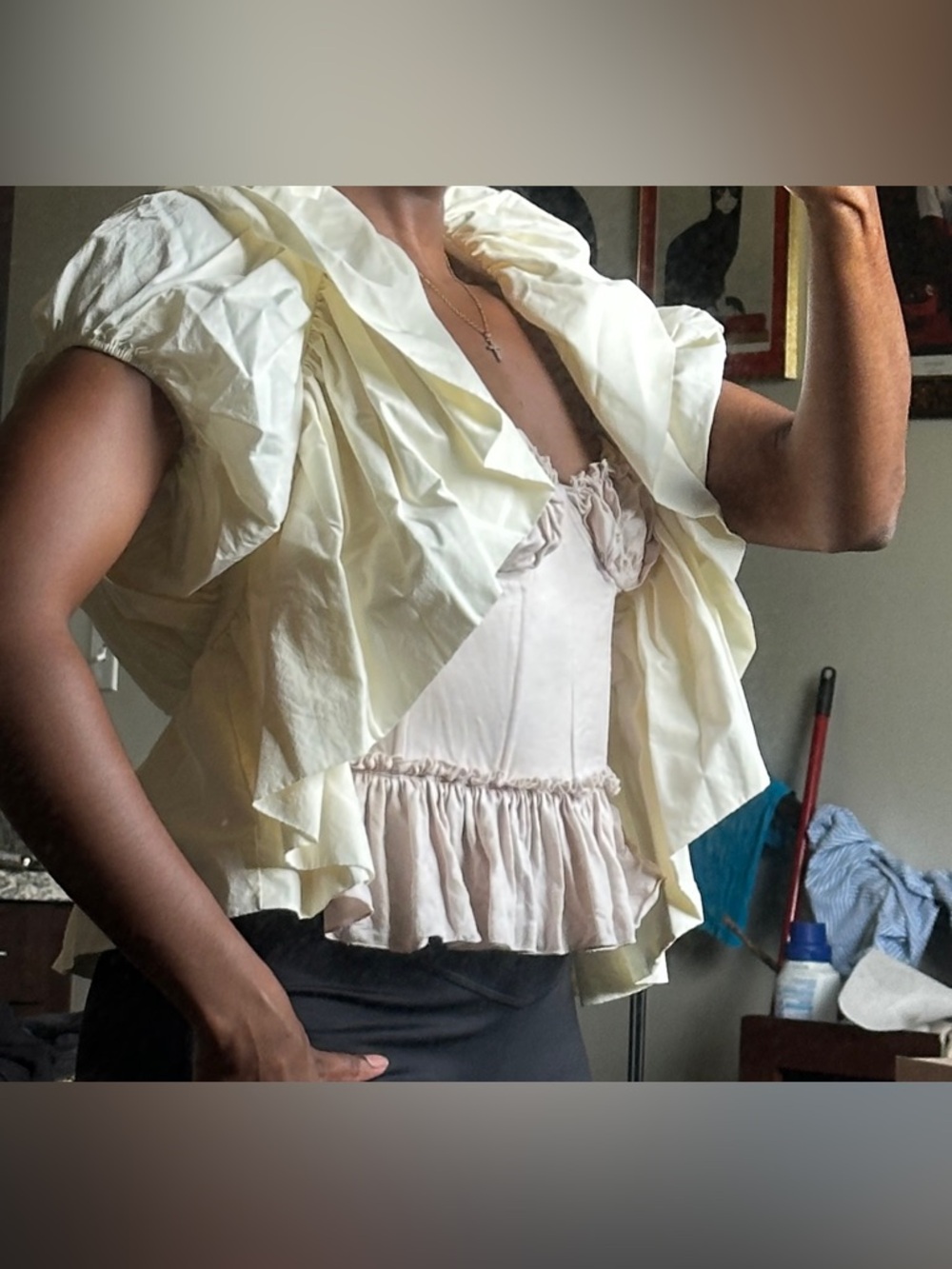 Anthropologie Ryu Cream Ruffle Puff Balloon Sleeve Shrug Bolero Size S